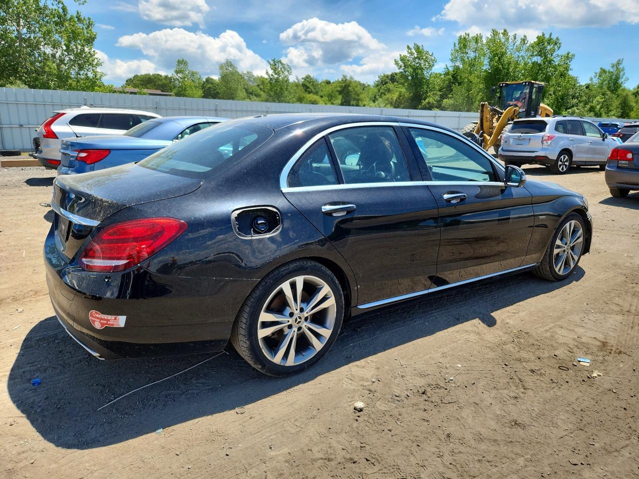 2018 Mercedes-Benz C 350E - Image 3