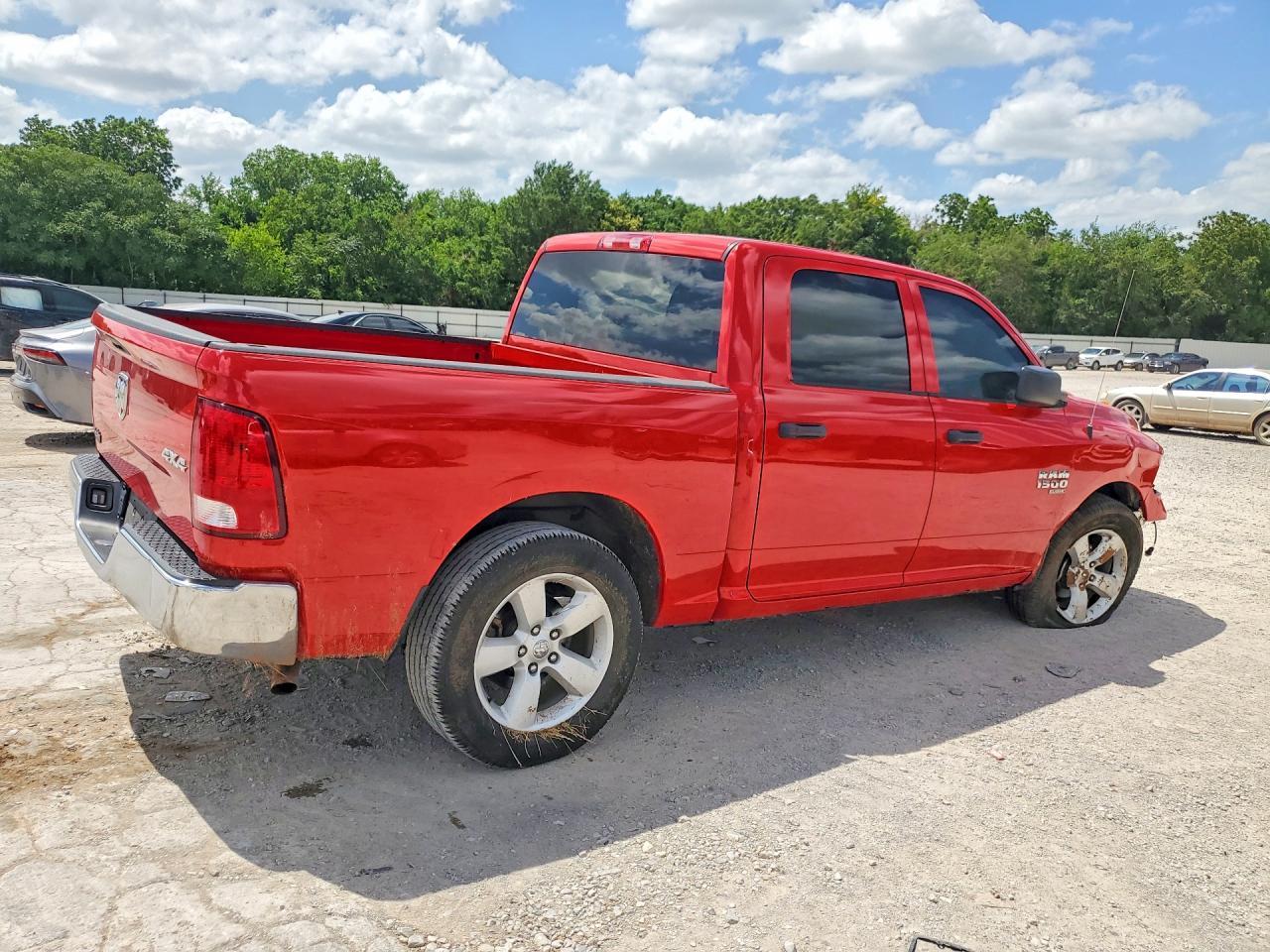 2023 Ram 1500 Classic Tradesman - Фото 3