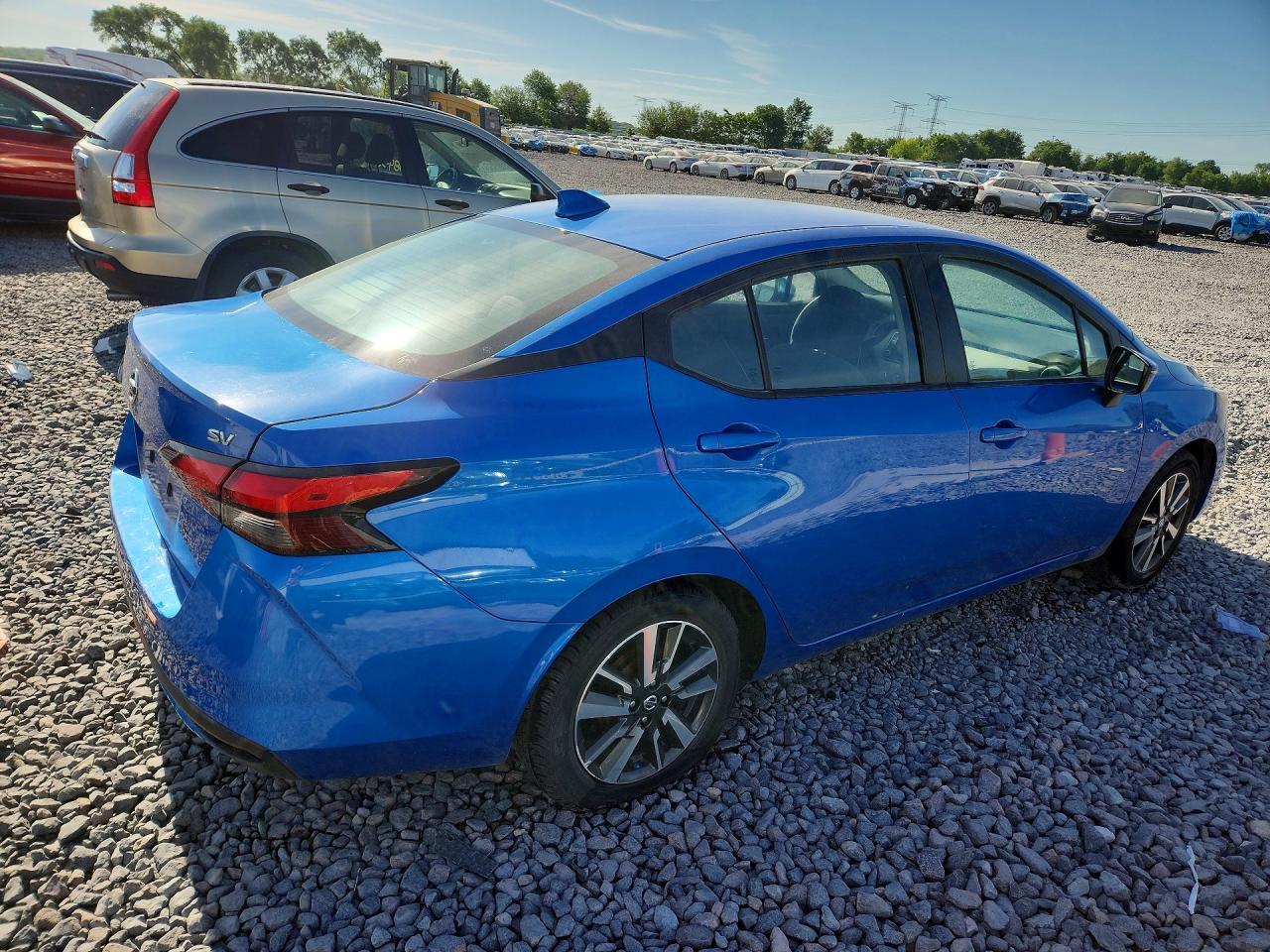 2021 Nissan Versa Sv - Фото 3