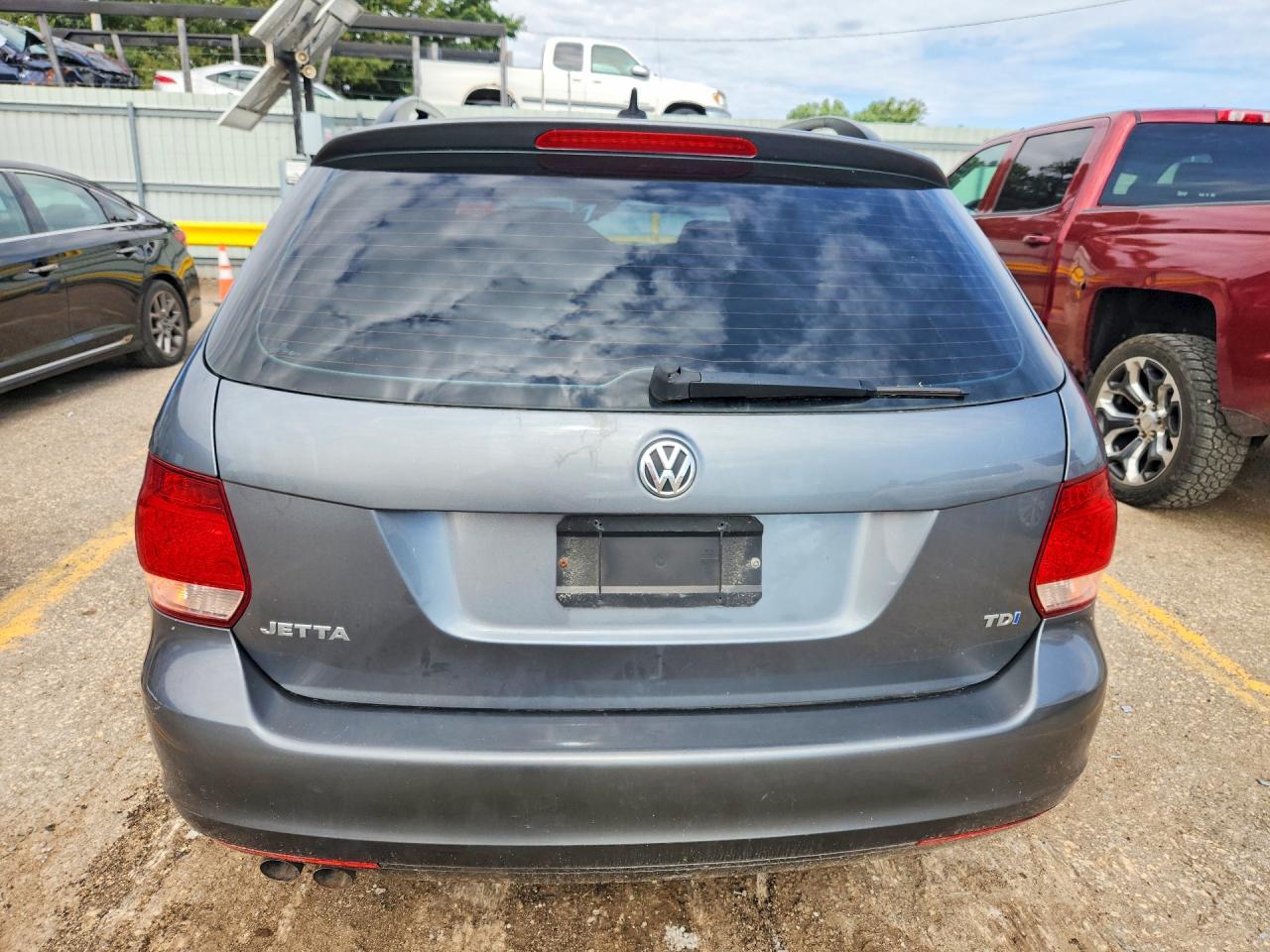2011 Volkswagen Jetta Tdi - Image 6