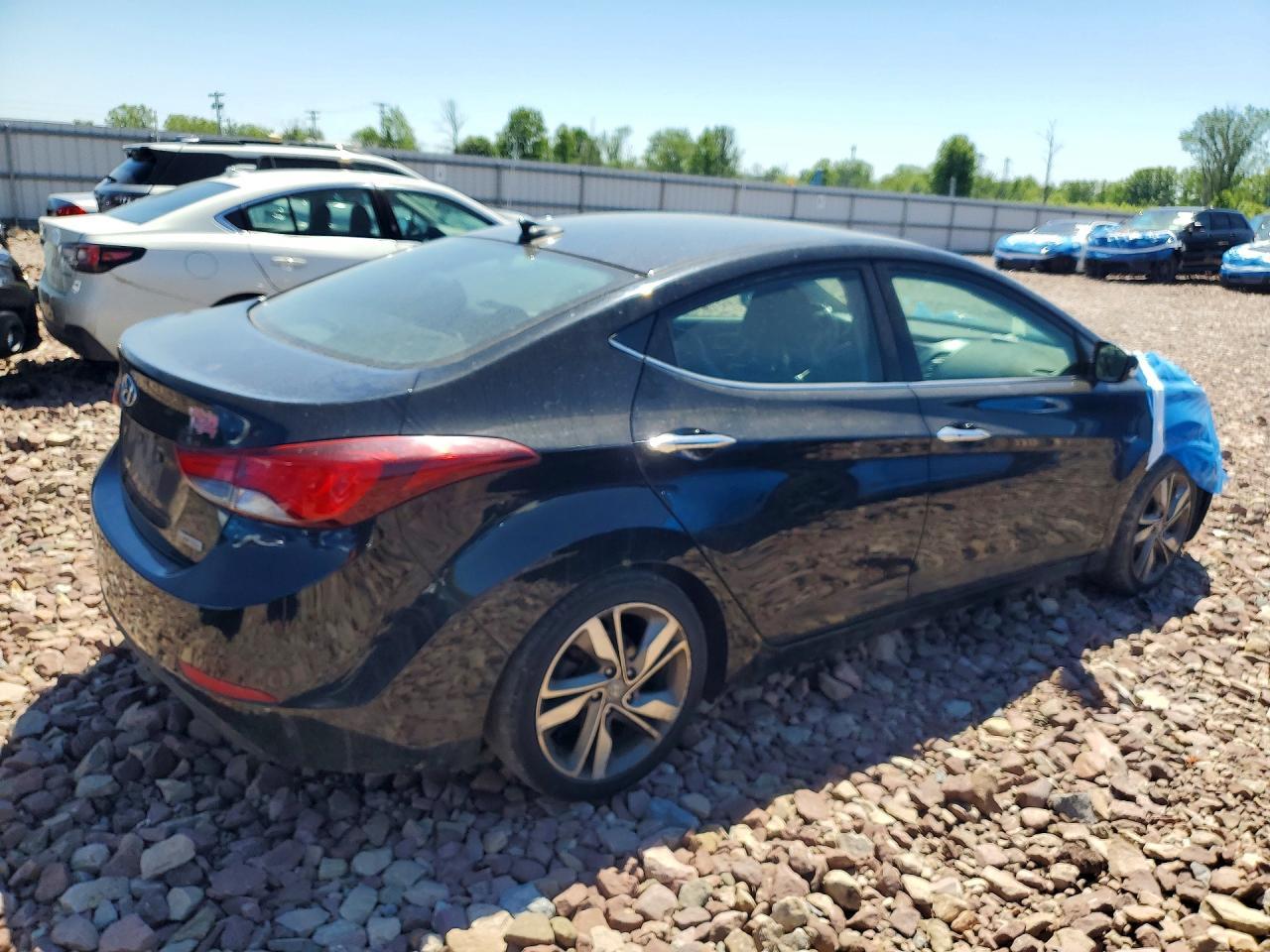 2015 Hyundai Elantra Limited - Фото 3