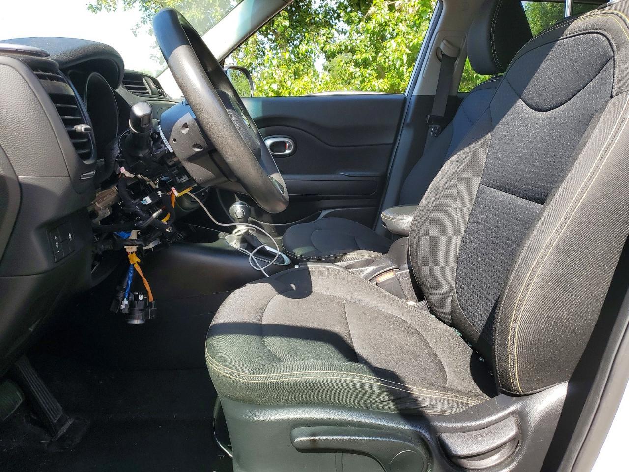 2016 Kia Soul + - Фото 7