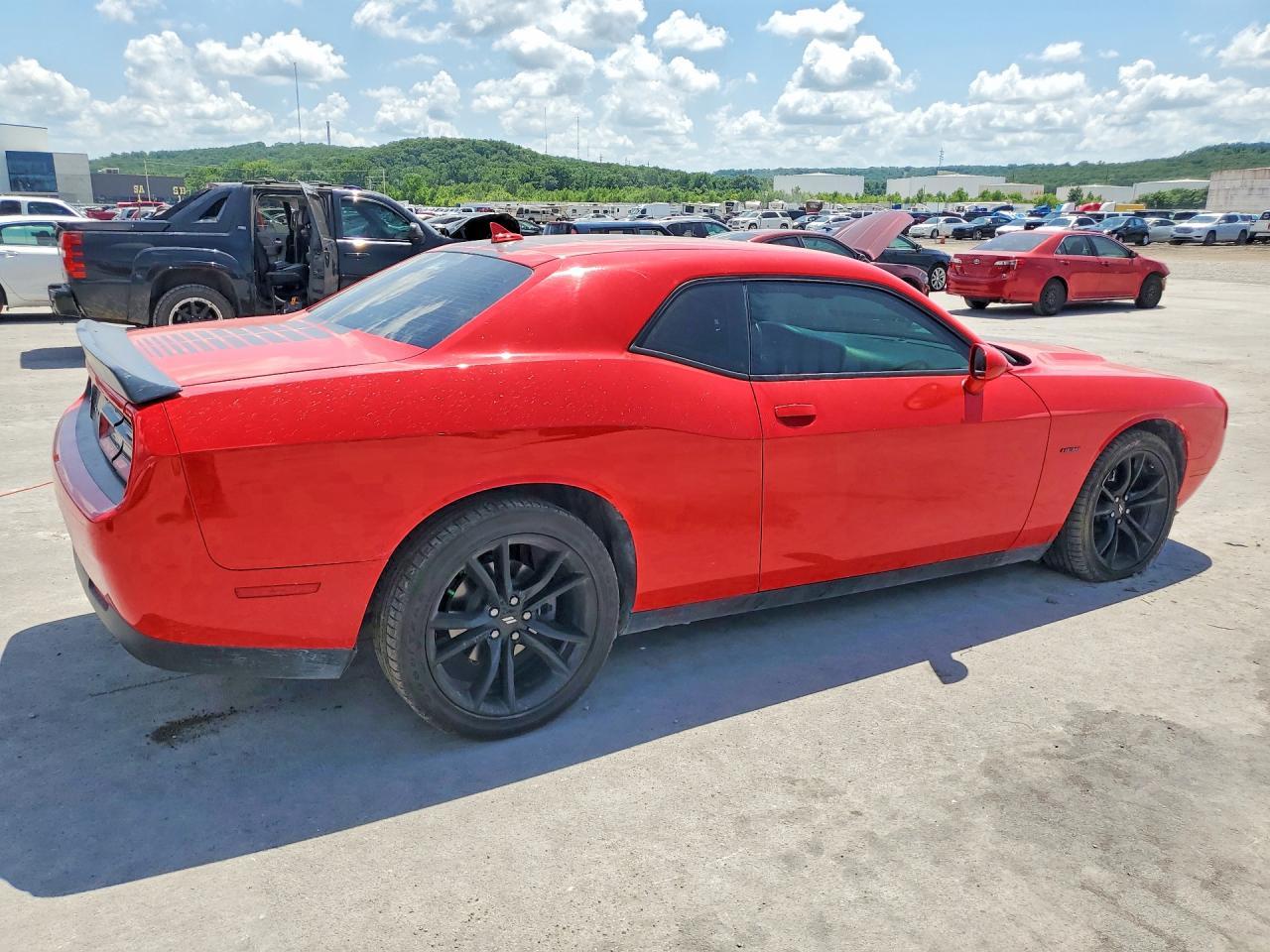 2018 Dodge Challenger R - Фото 3