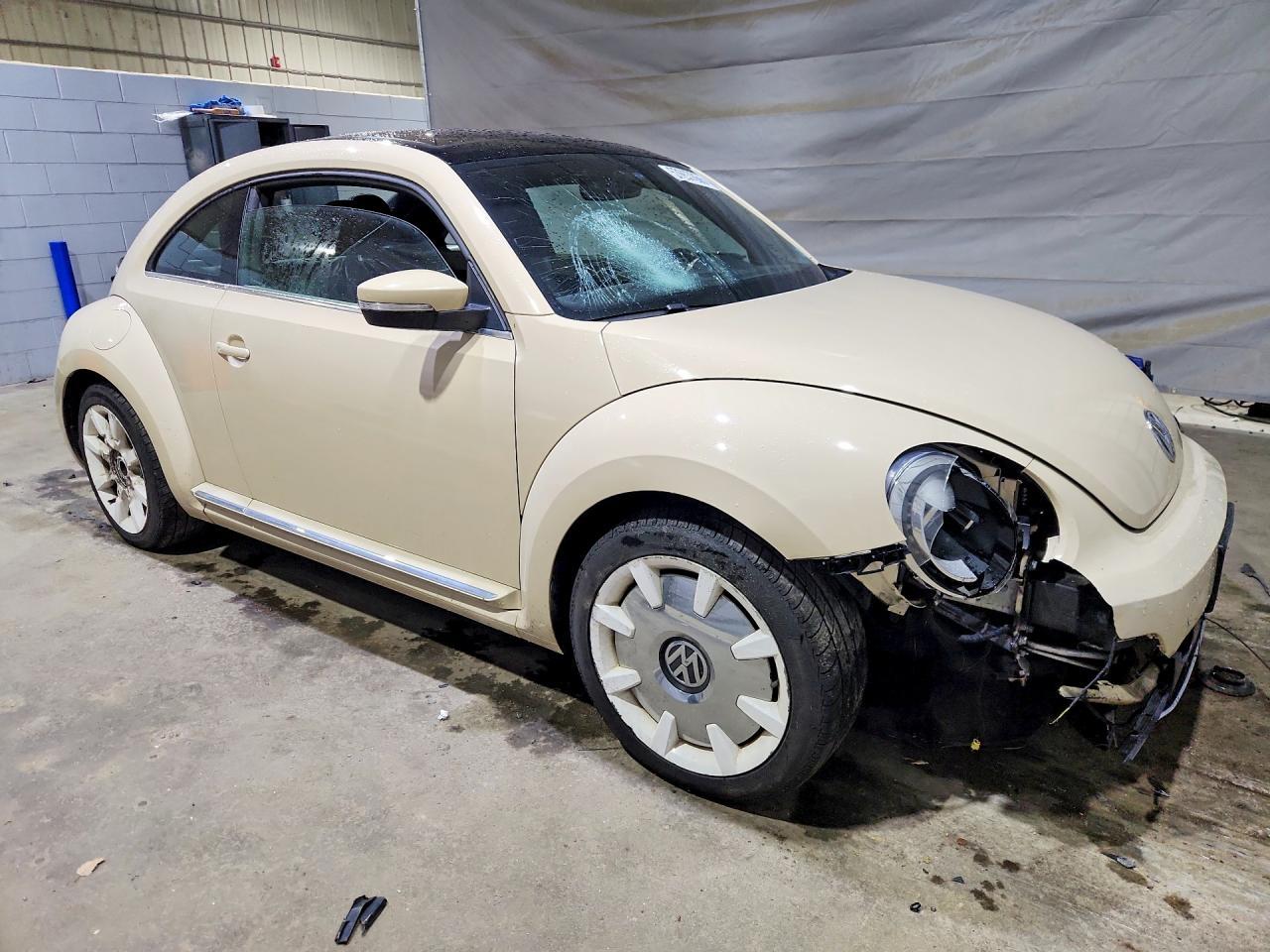 2019 Volkswagen Beetle S/Final Edition Se/Final Edition Sel - Фото 4