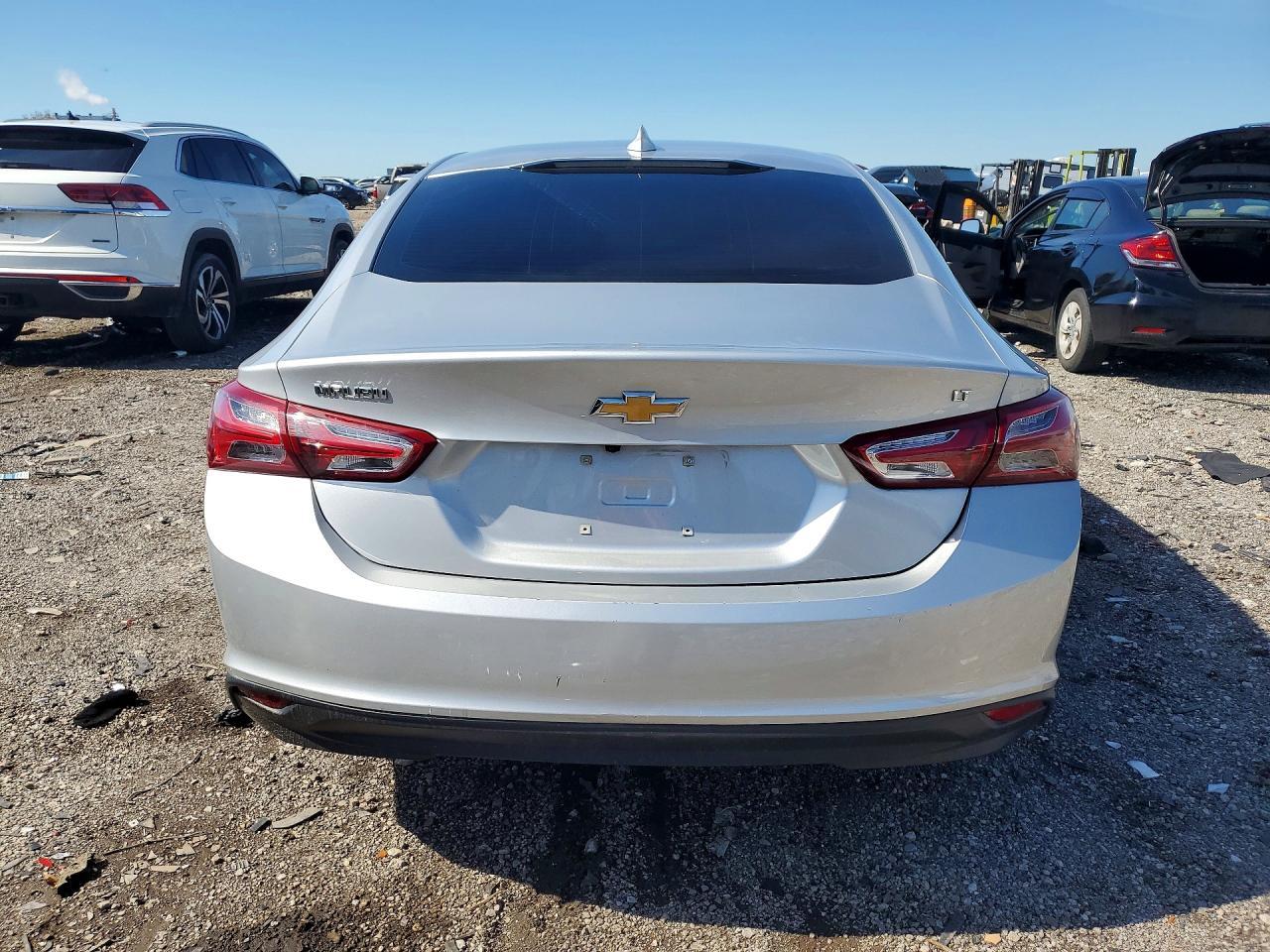 2022 Chevrolet Malibu Lt - Фото 6