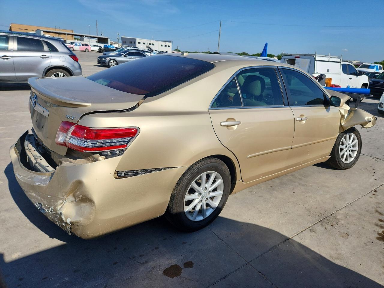 2010 Toyota Camray - Image 3