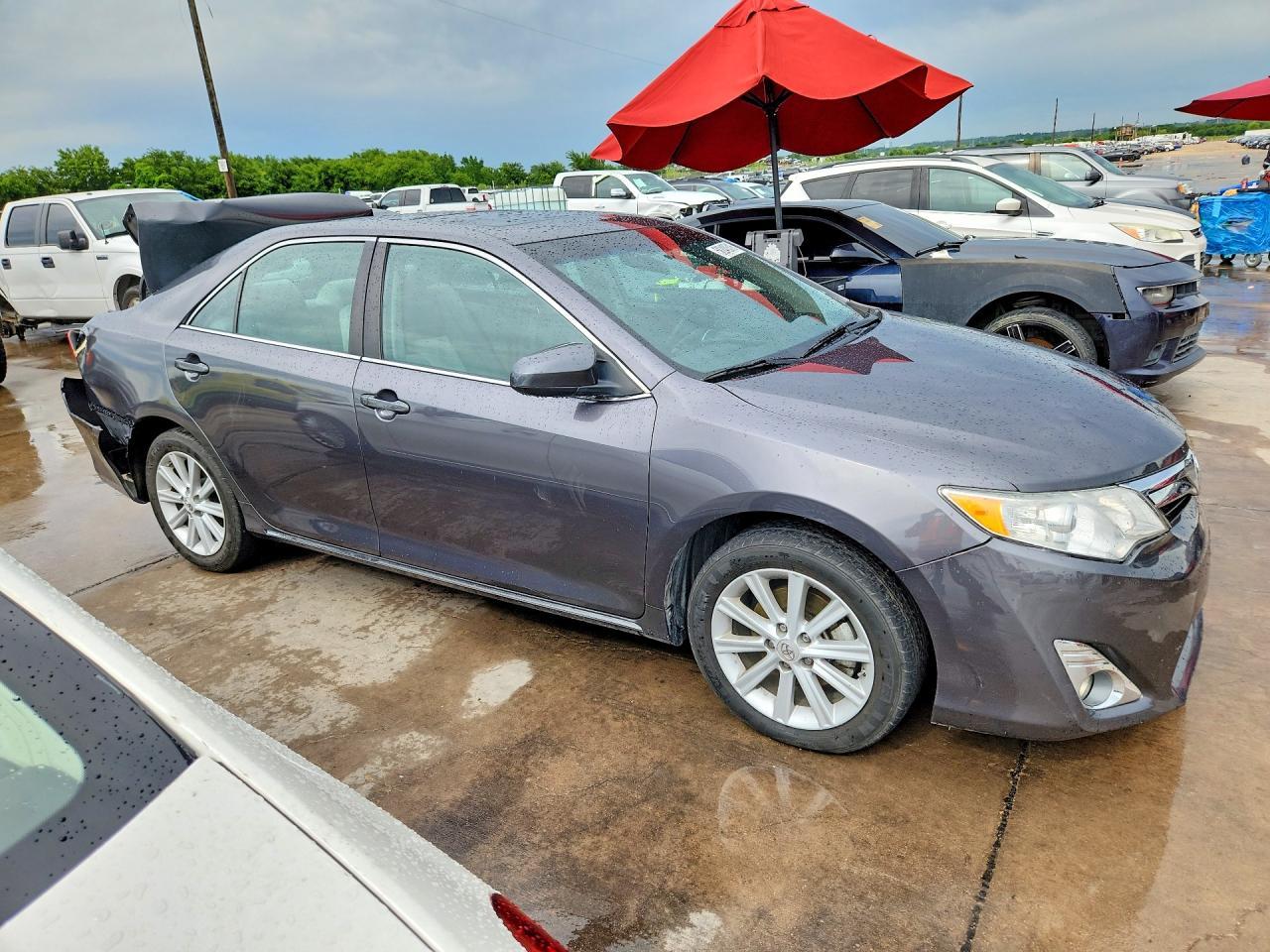2012 Toyota Camry Xle - Image 4