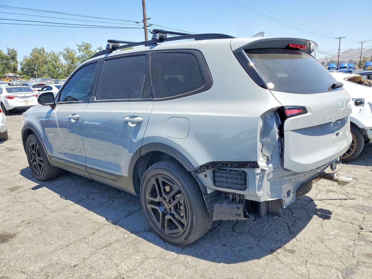 2024 Kia Telluride Sx X-Line - Image 2