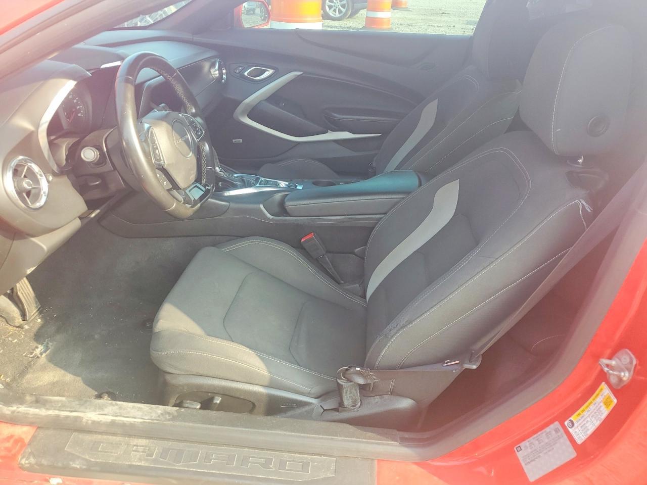 2018 Chevrolet Camaro - Фото 7