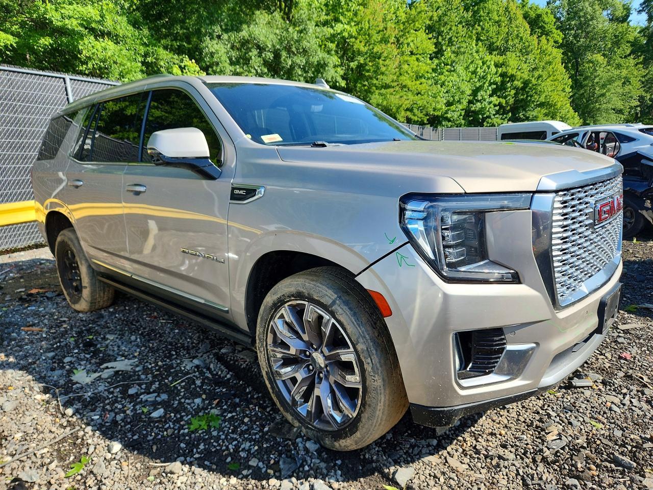 2021 GMC Yukon Denali - Image 4