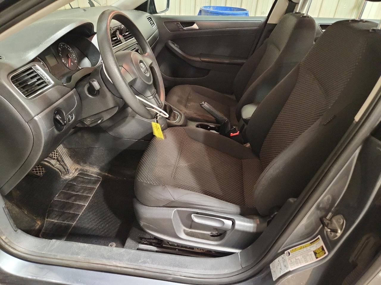 2014 Volkswagen Jetta Base - Image 7