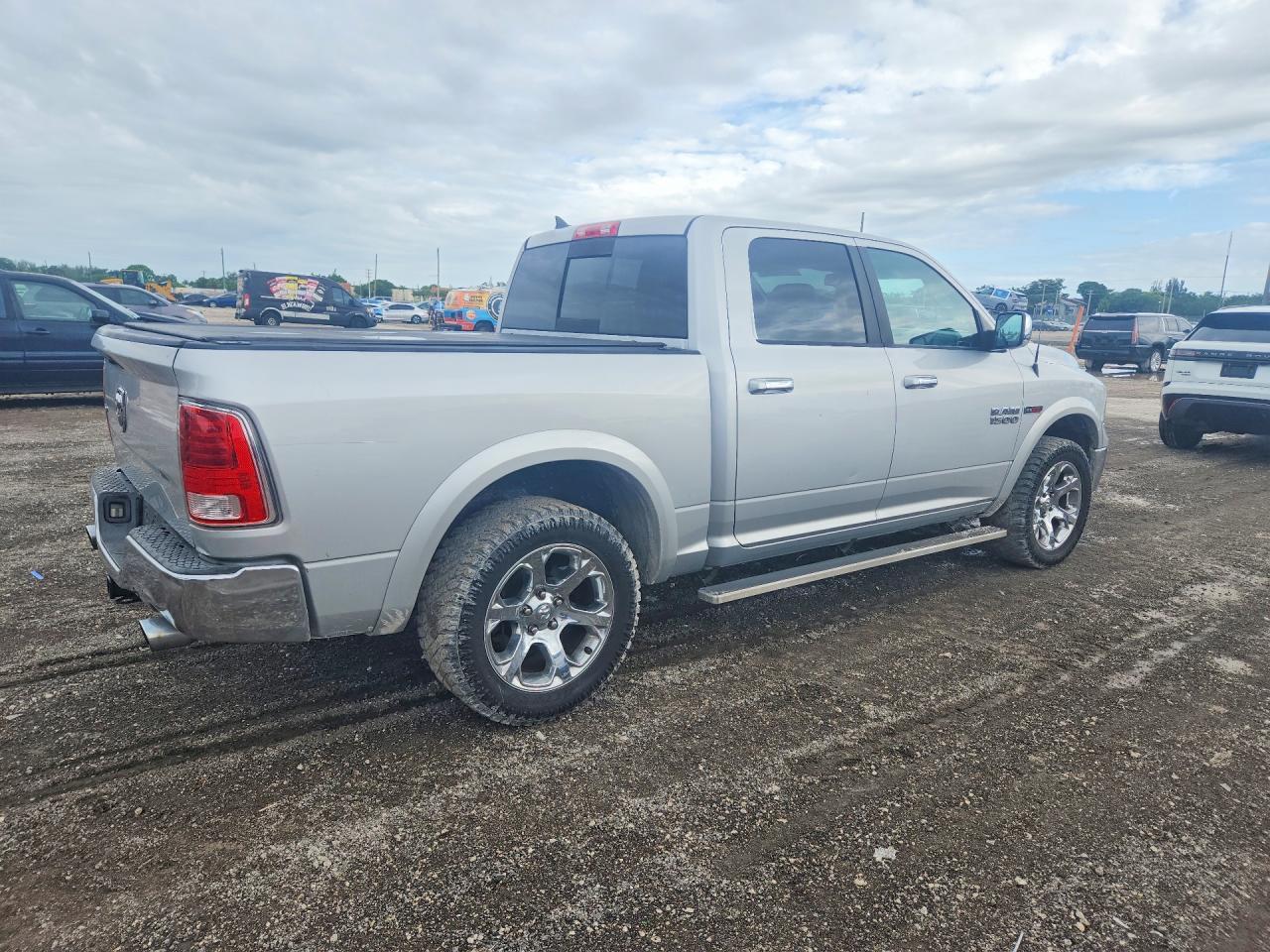 2014 Ram 1500 Laramie - Фото 3