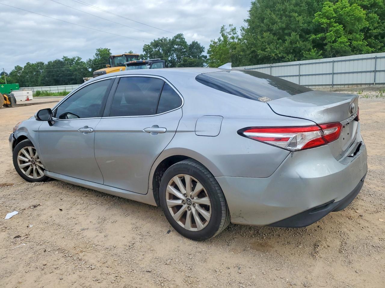 2019 Toyota Camry Le - Image 2