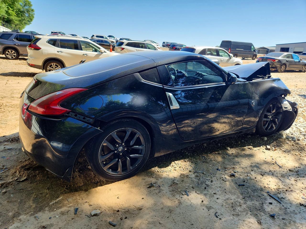 2015 Nissan 370Z Base - Image 3