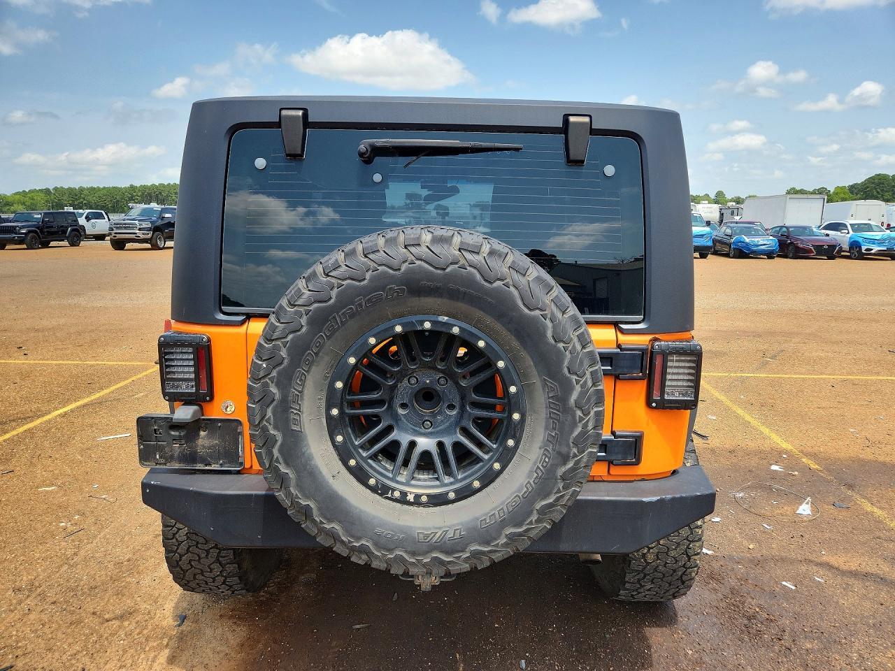2012 Jeep Wrangler Sport - Фото 6