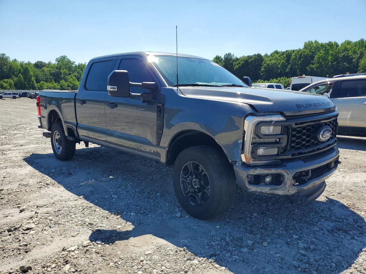 2025 Ford F250 Super Duty - Фото 4