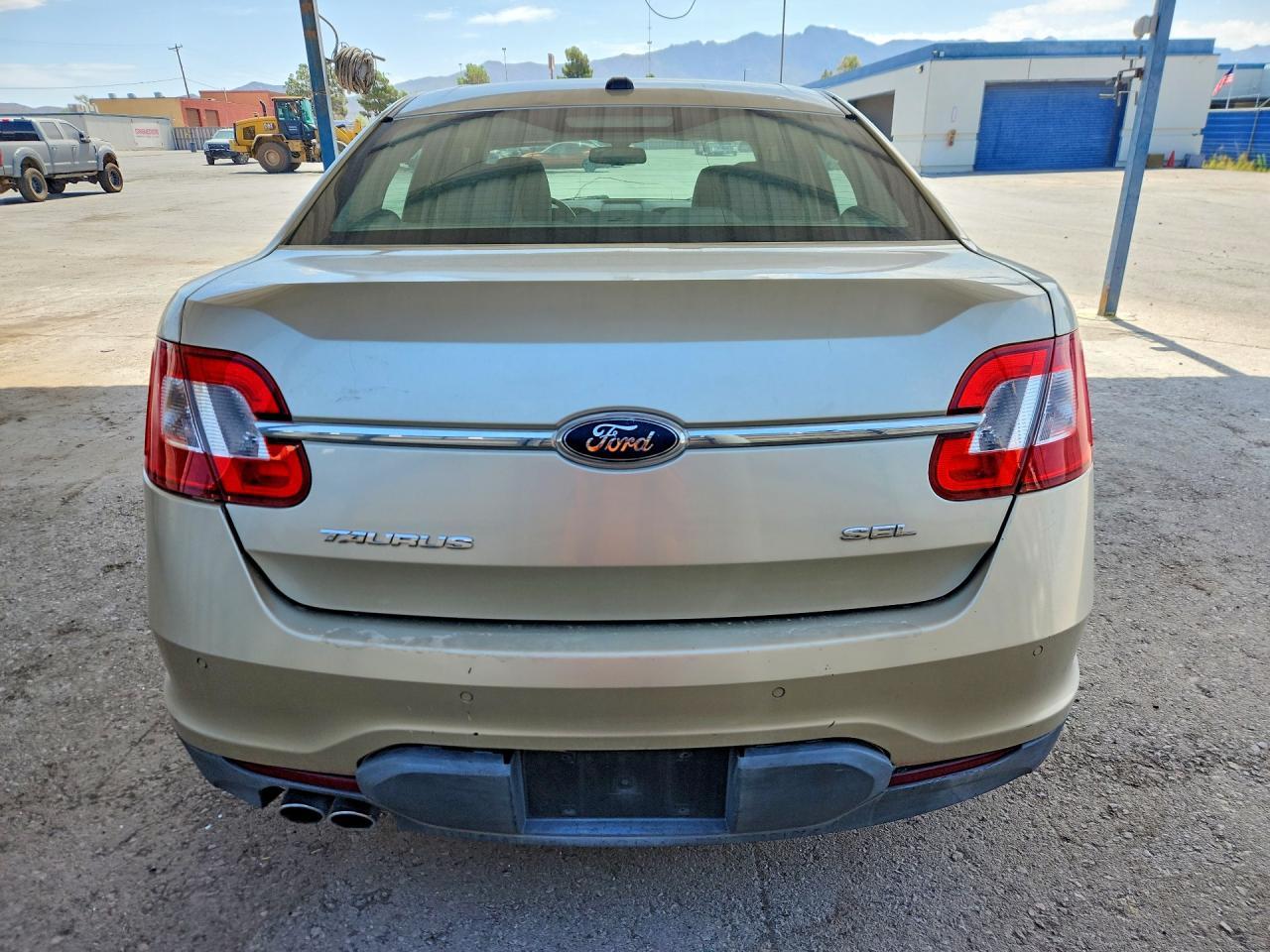 2010 Ford Taurus Sel - Image 6