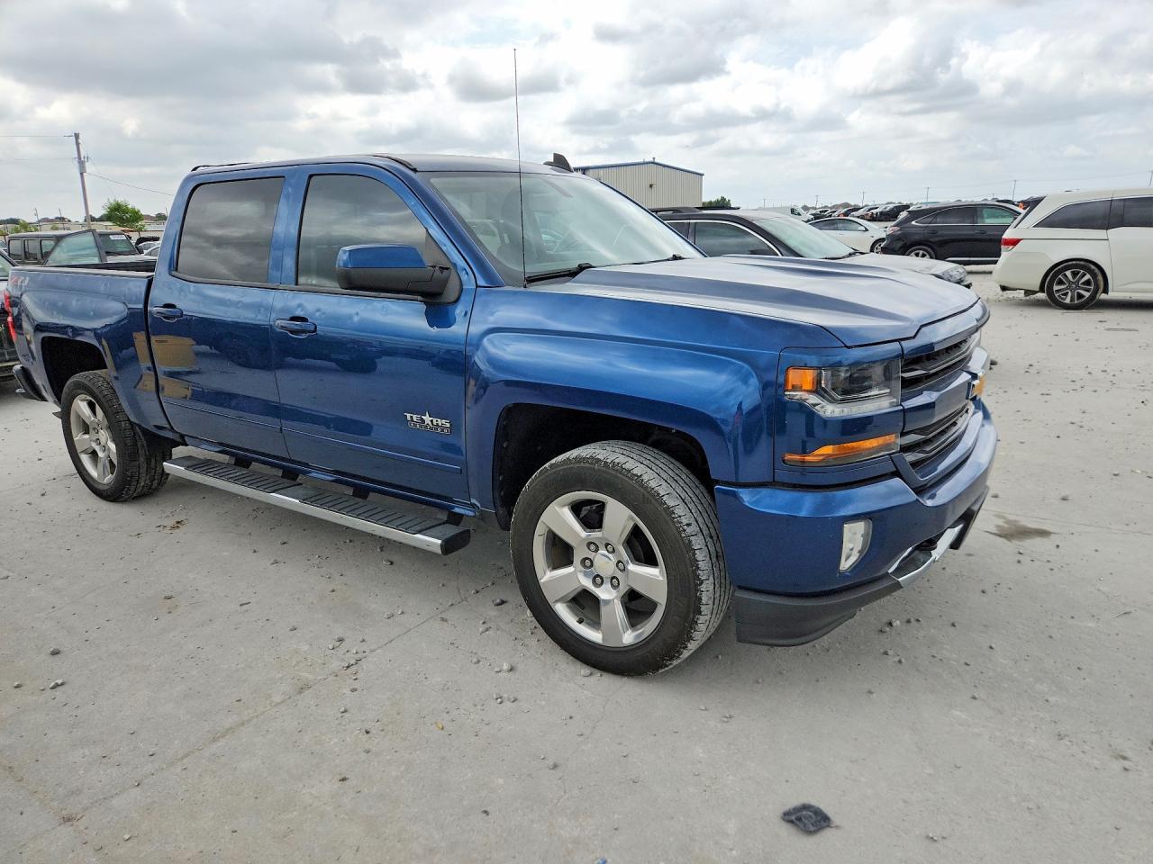 2018 Chevrolet Silverado K1500 Lt - Image 4