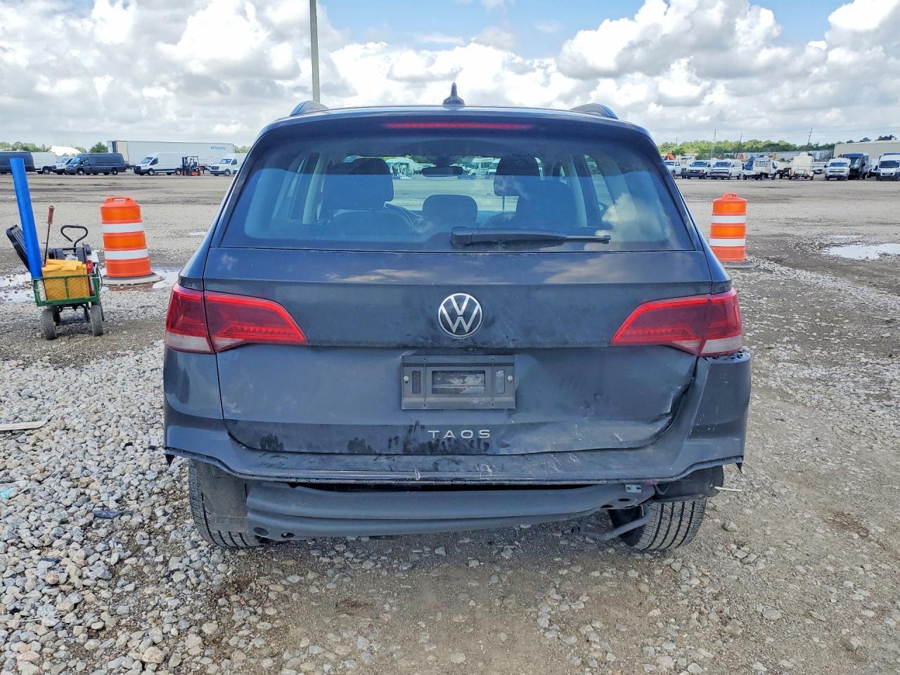 2024 Volkswagen Taos S - Фото 6