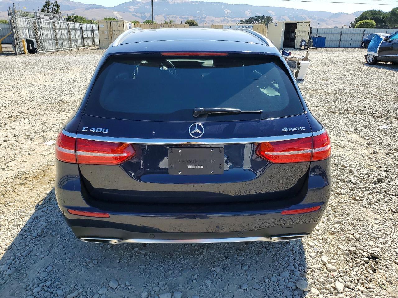 2018 Mercedes-Benz E 400 4Matic - Фото 6