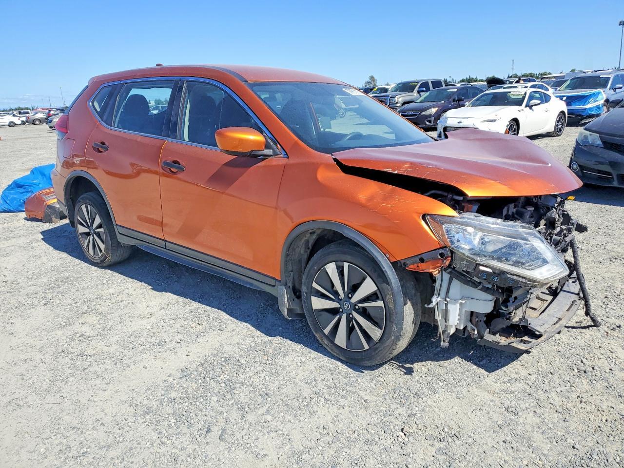 2017 Nissan Rogue S - Фото 4