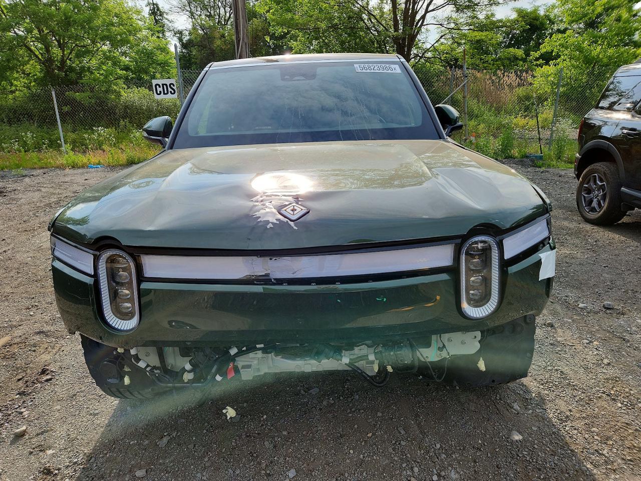 2024 Rivian R1S Adventure - Image 5