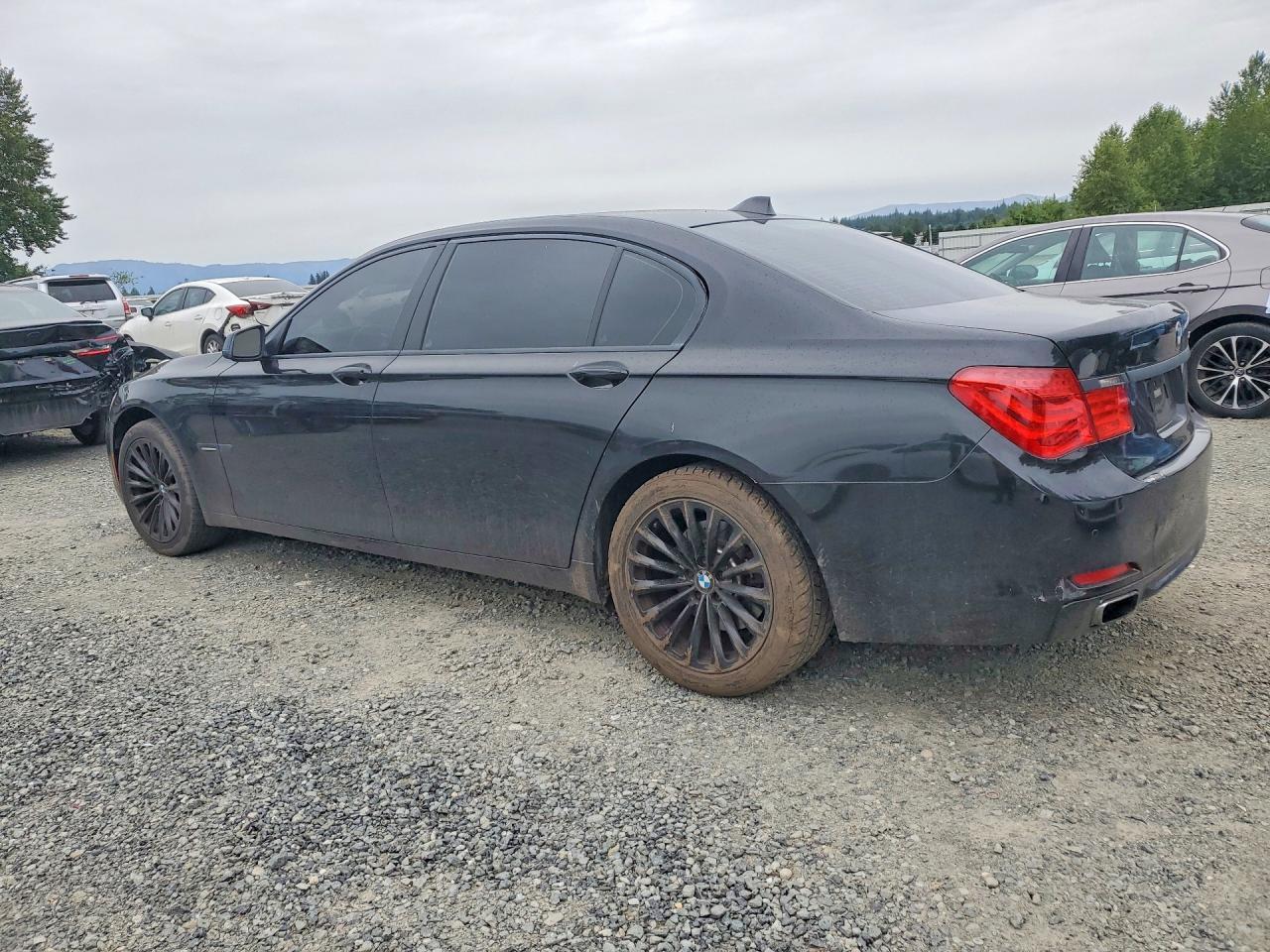 2012 BMW 740 Li - Image 2
