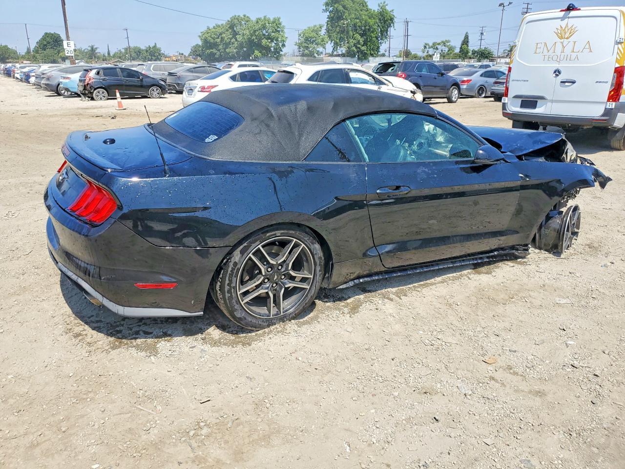2019 Ford Mustang - Image 3
