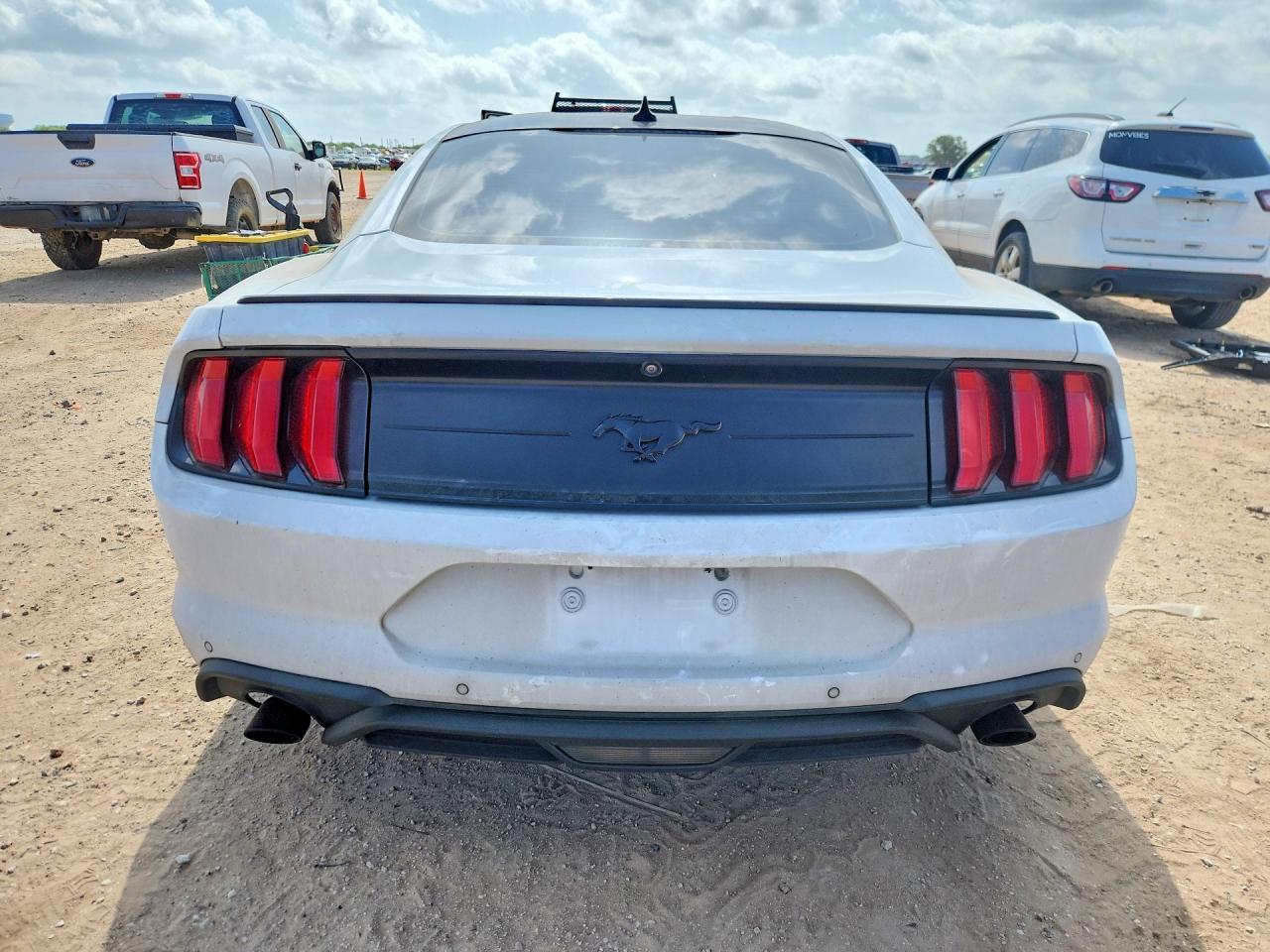 2021 Ford Mustang - Фото 6