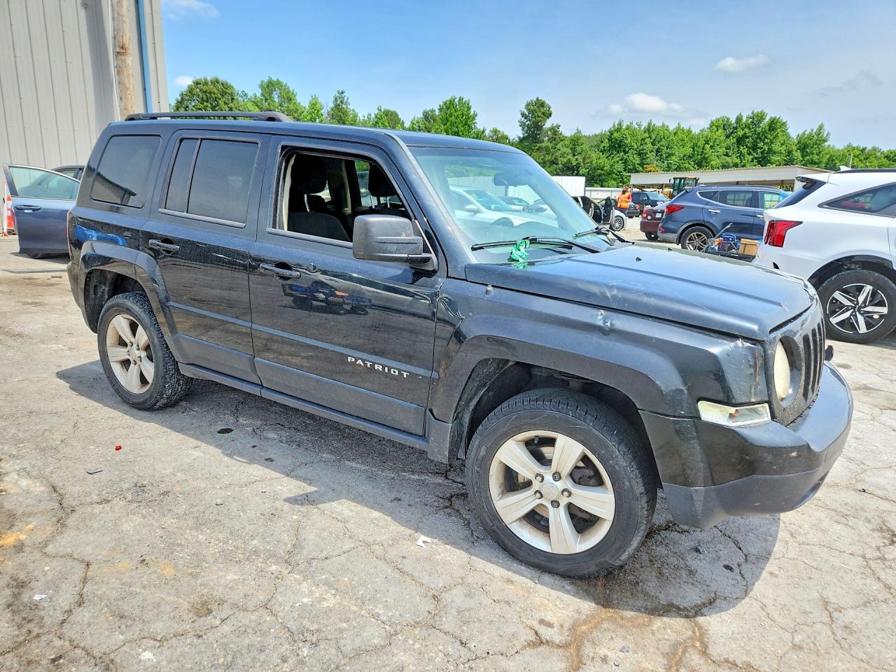 2014 Jeep Patriot Latitude - Фото 4