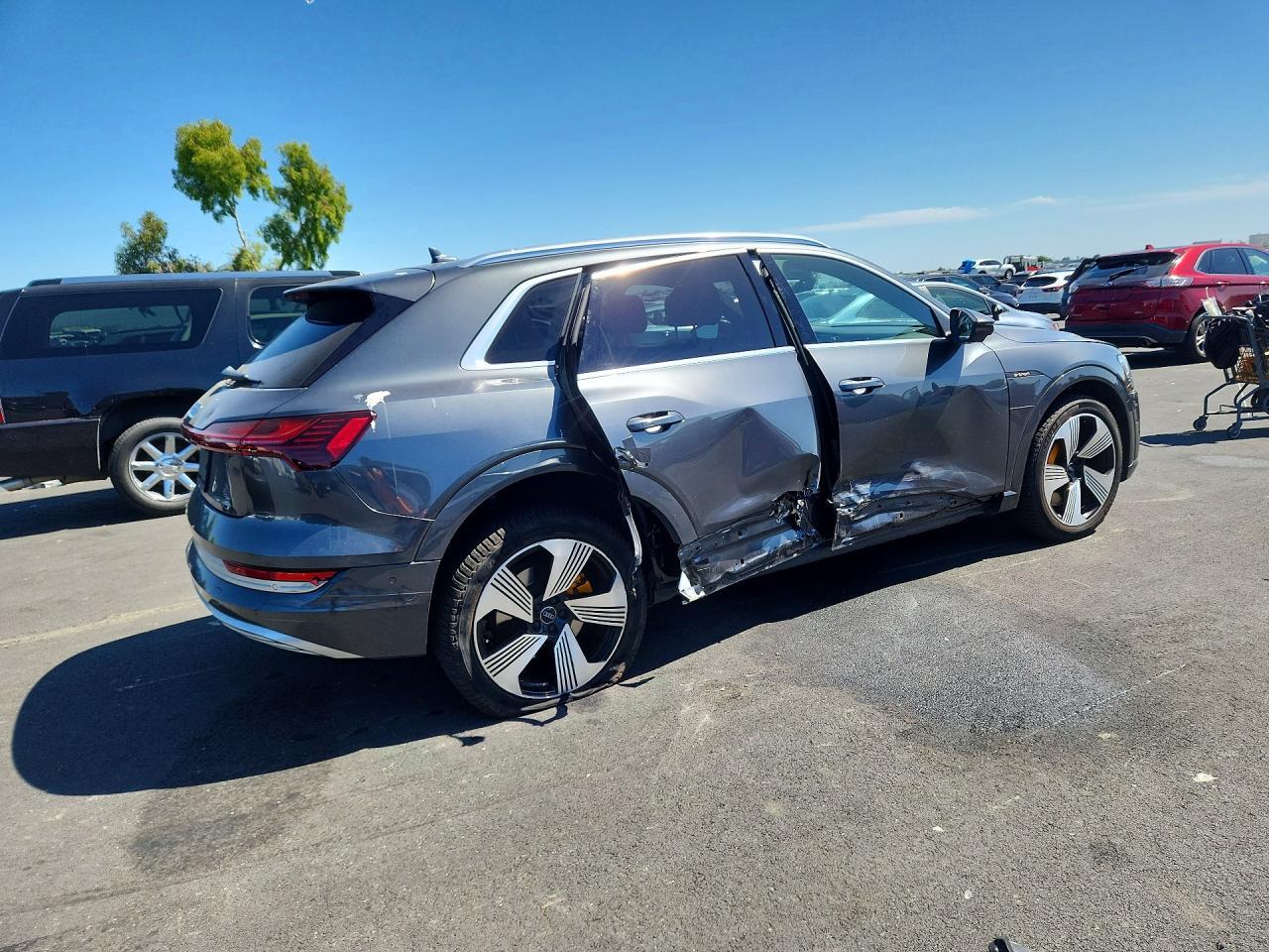 2019 Audi E-Tron Prestige - Фото 3