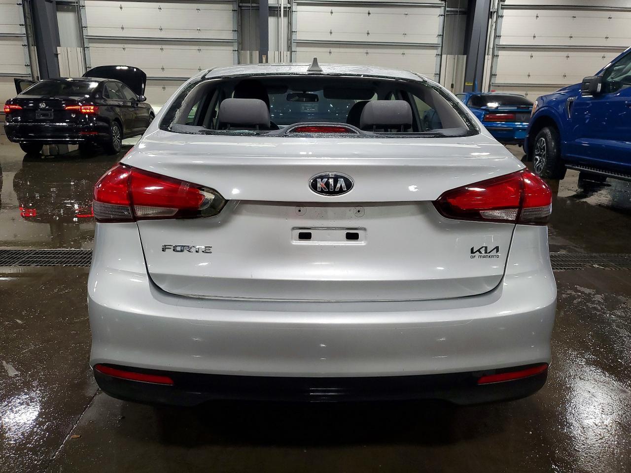 2017 Kia Forte Lx - Image 6