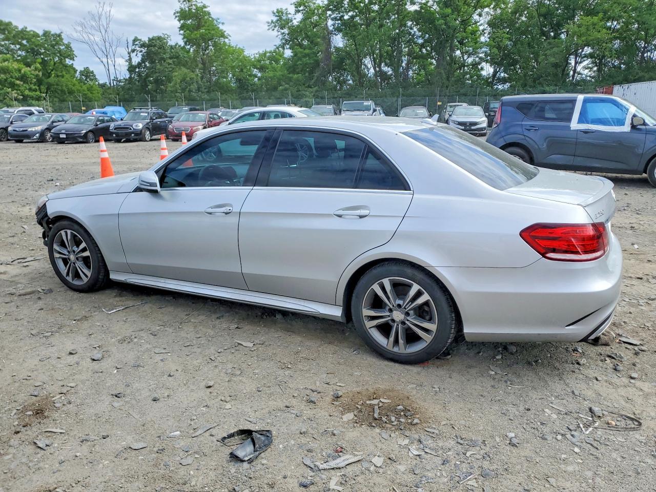 2014 Mercedes-Benz E 250 Bluetec - Фото 2