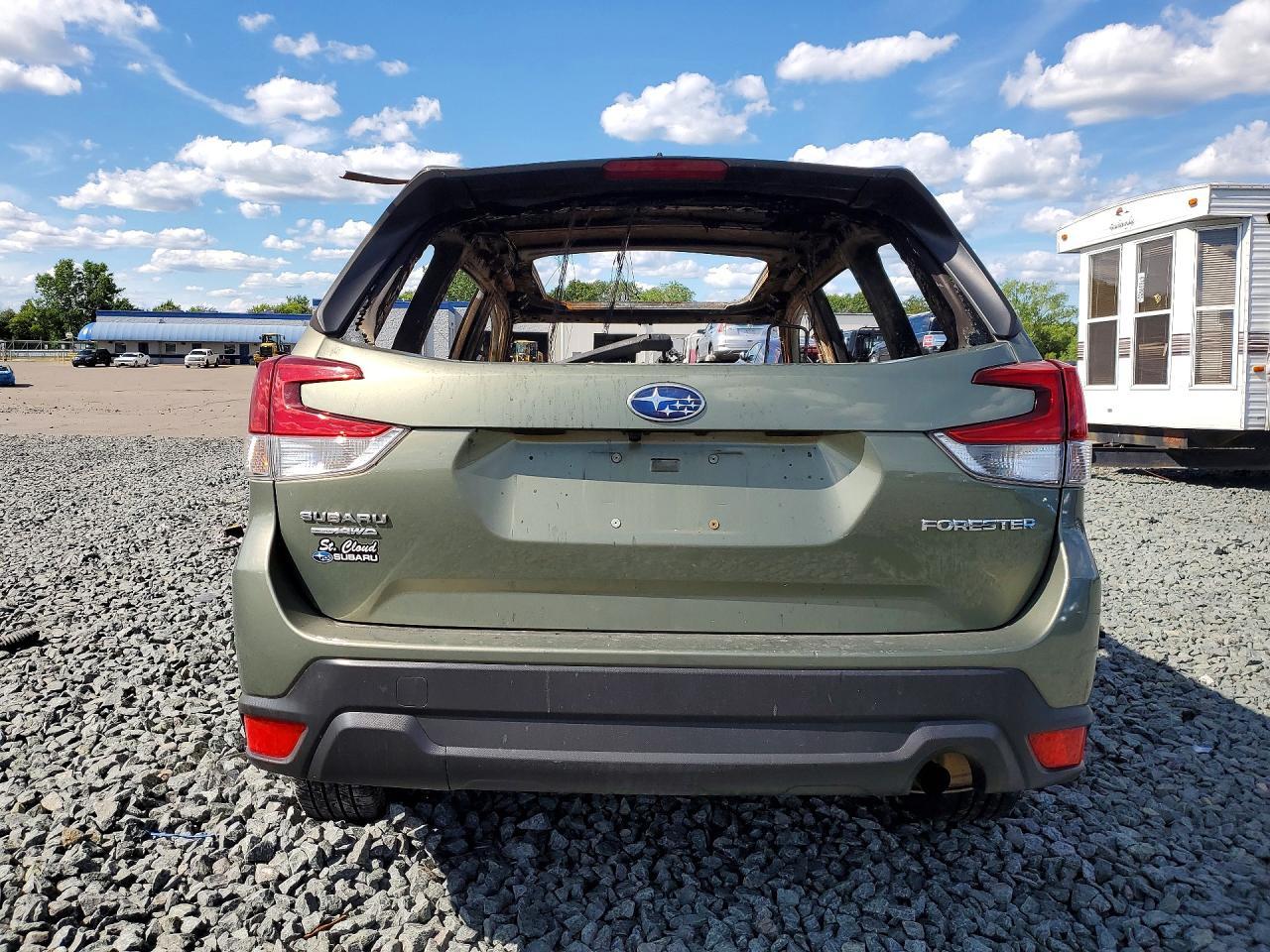 2021 Subaru Forester Premium - Фото 6