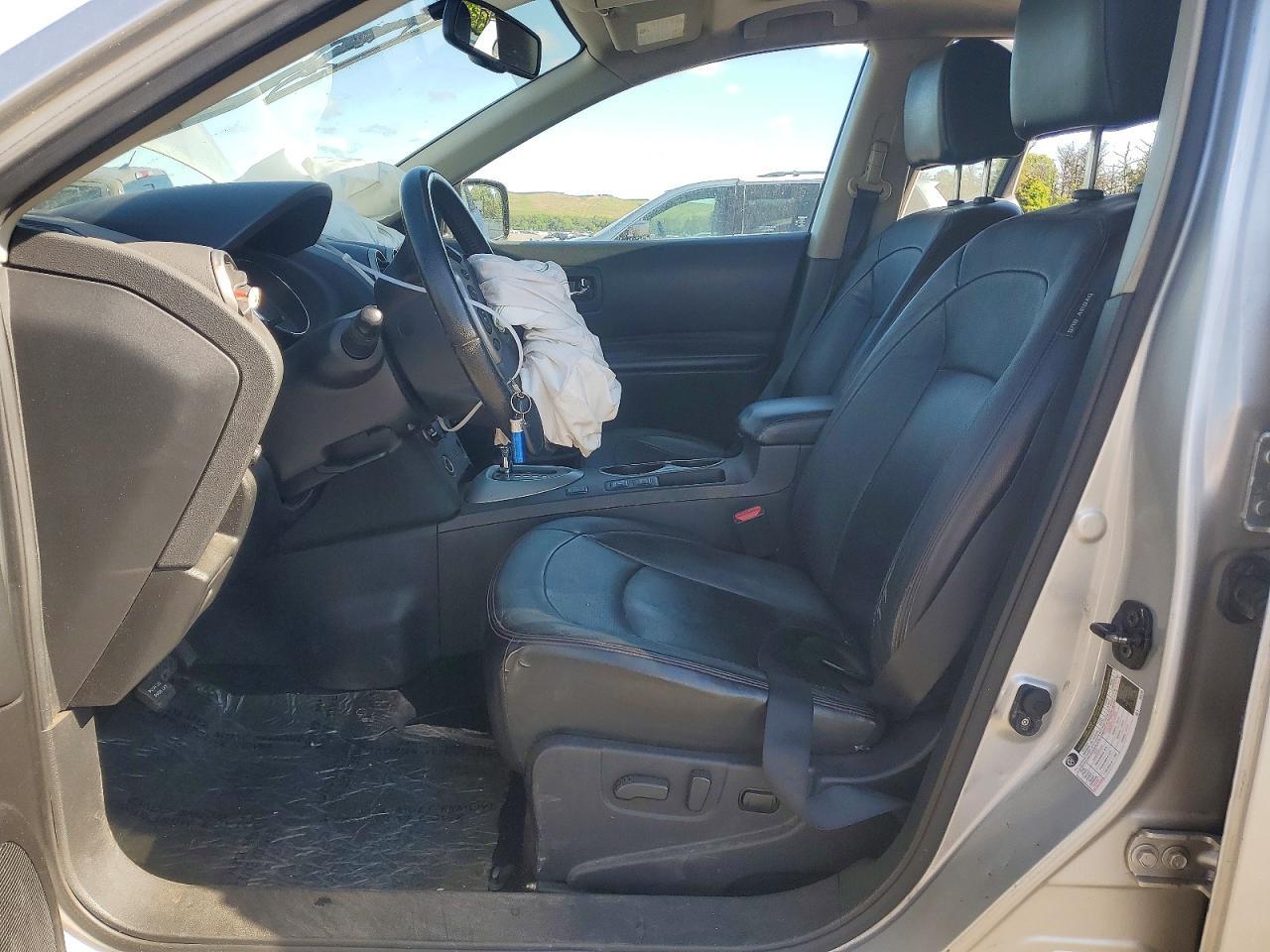 2013 Nissan Rogue S - Image 7