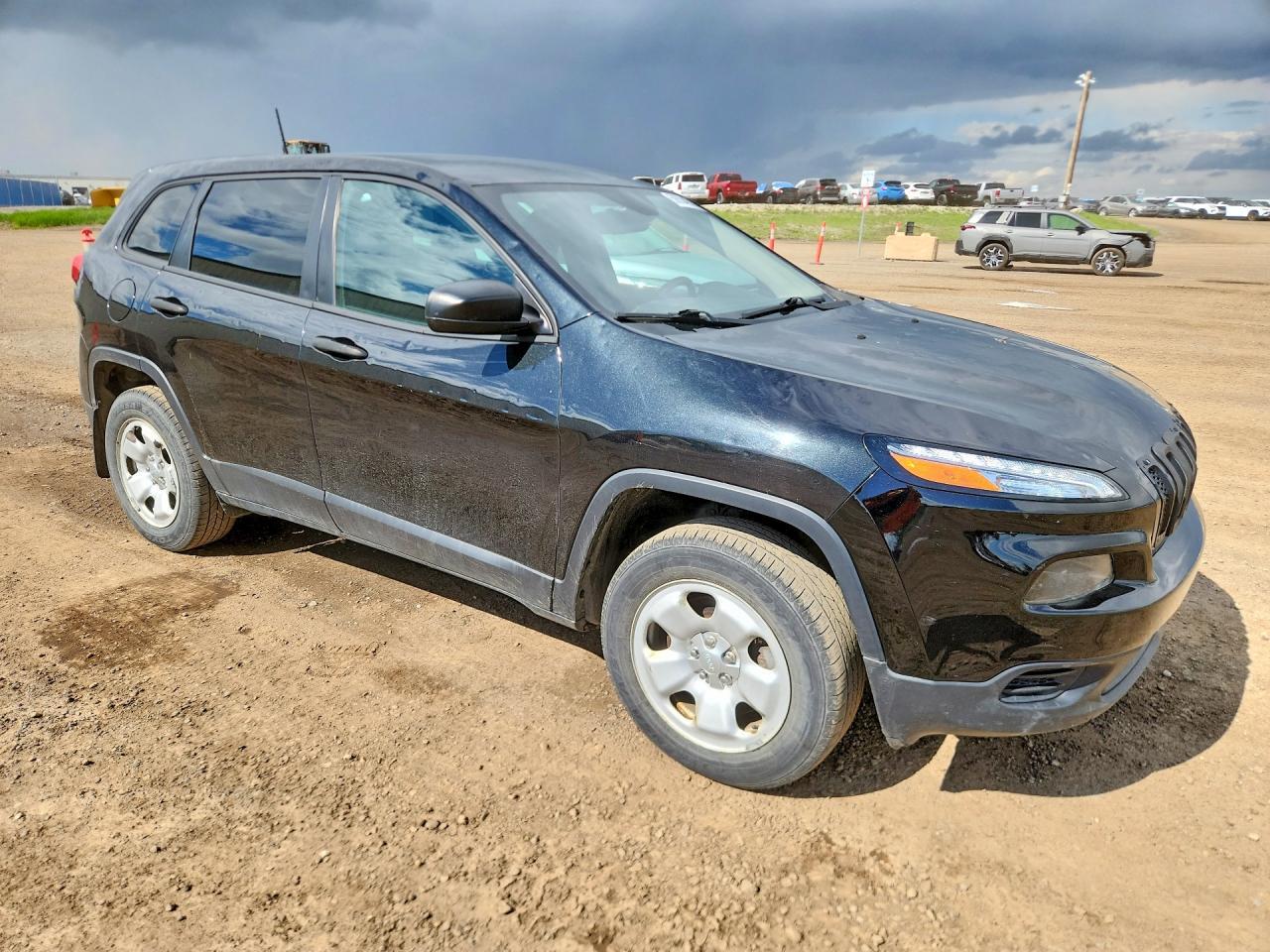 2016 Jeep Cherokee Sport - Image 4