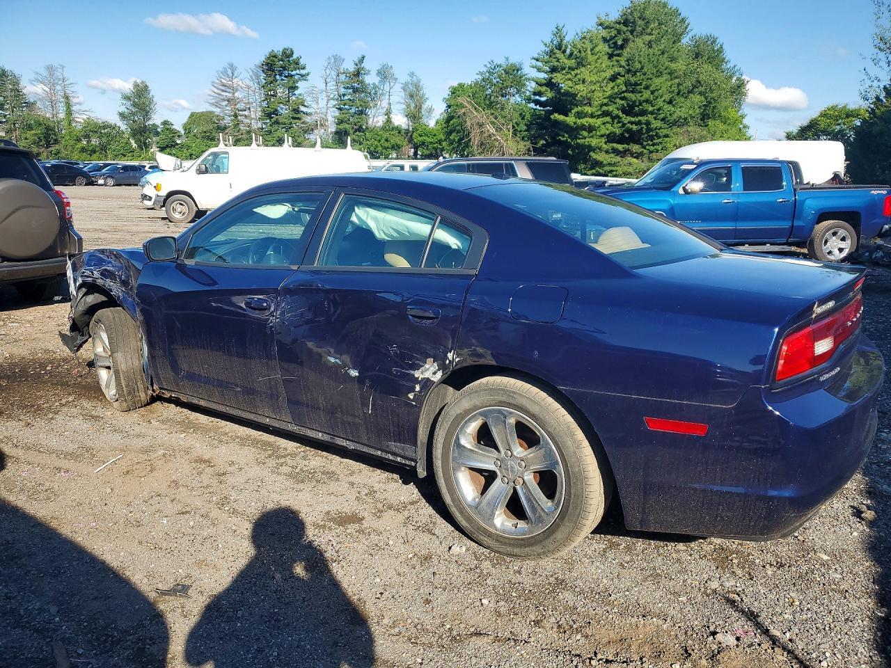 2013 Dodge Charger Sxt - Фото 2
