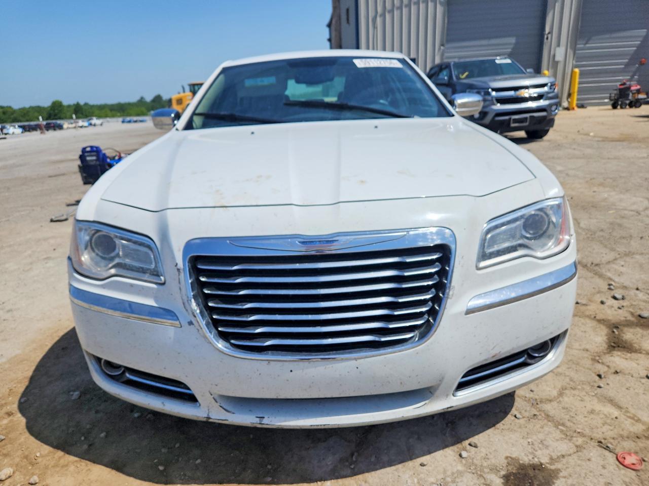 2012 Chrysler 300 Limited - Фото 5