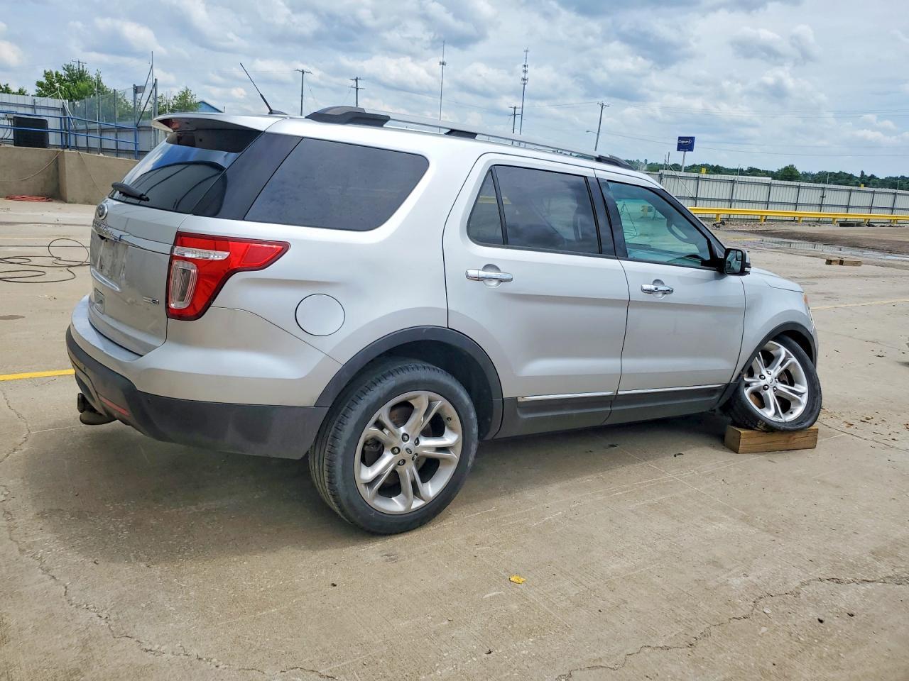 2014 Ford Explorer Limited - Фото 3