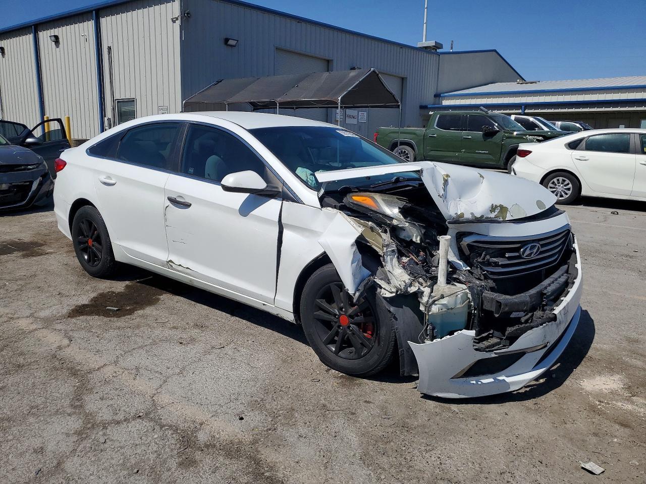 2017 Hyundai Sonata Se - Фото 4
