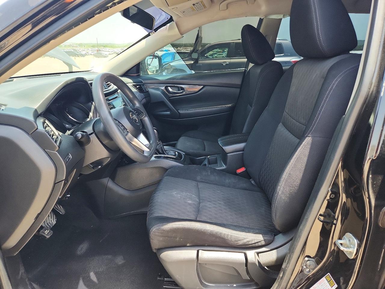 2017 Nissan Rogue S - Image 7