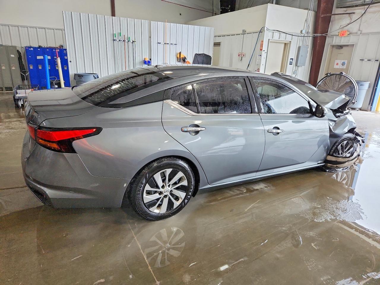2020 Nissan Altima S - Image 3
