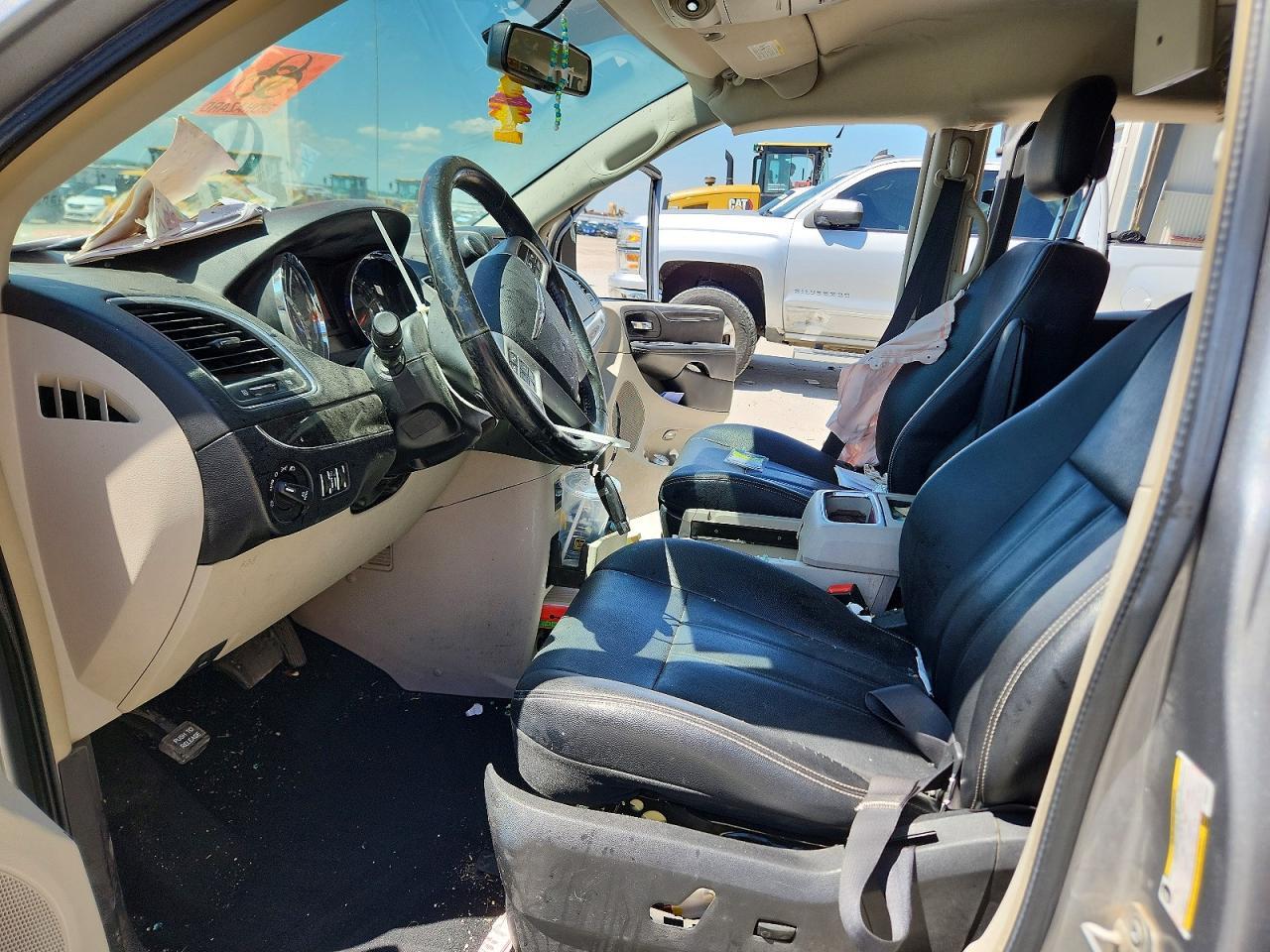2016 Chrysler Town & Country Touring - Фото 7