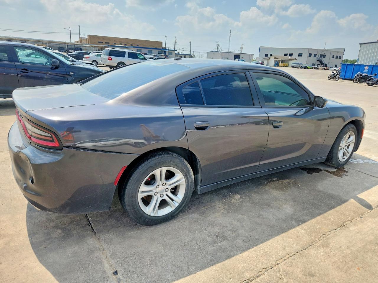 2022 Dodge Charger Sxt - Image 3