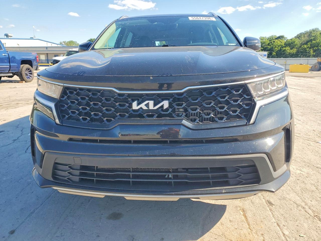2022 Kia Sorento S - Image 5