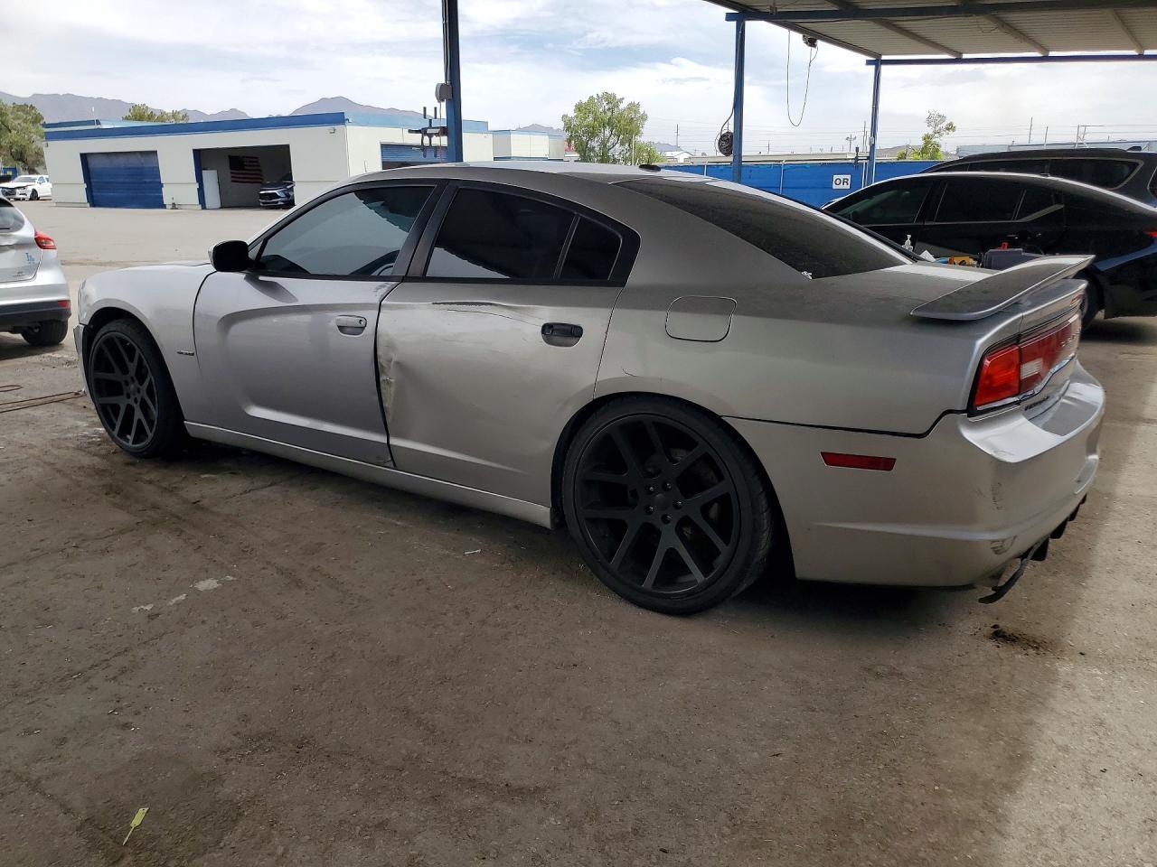 2013 Dodge Charger R - Фото 2
