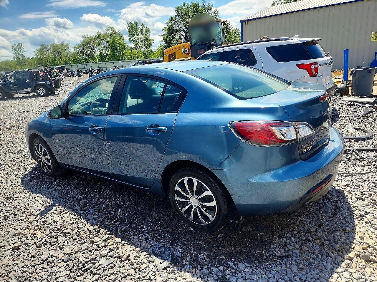 2011 Mazda 3 I - Фото 2