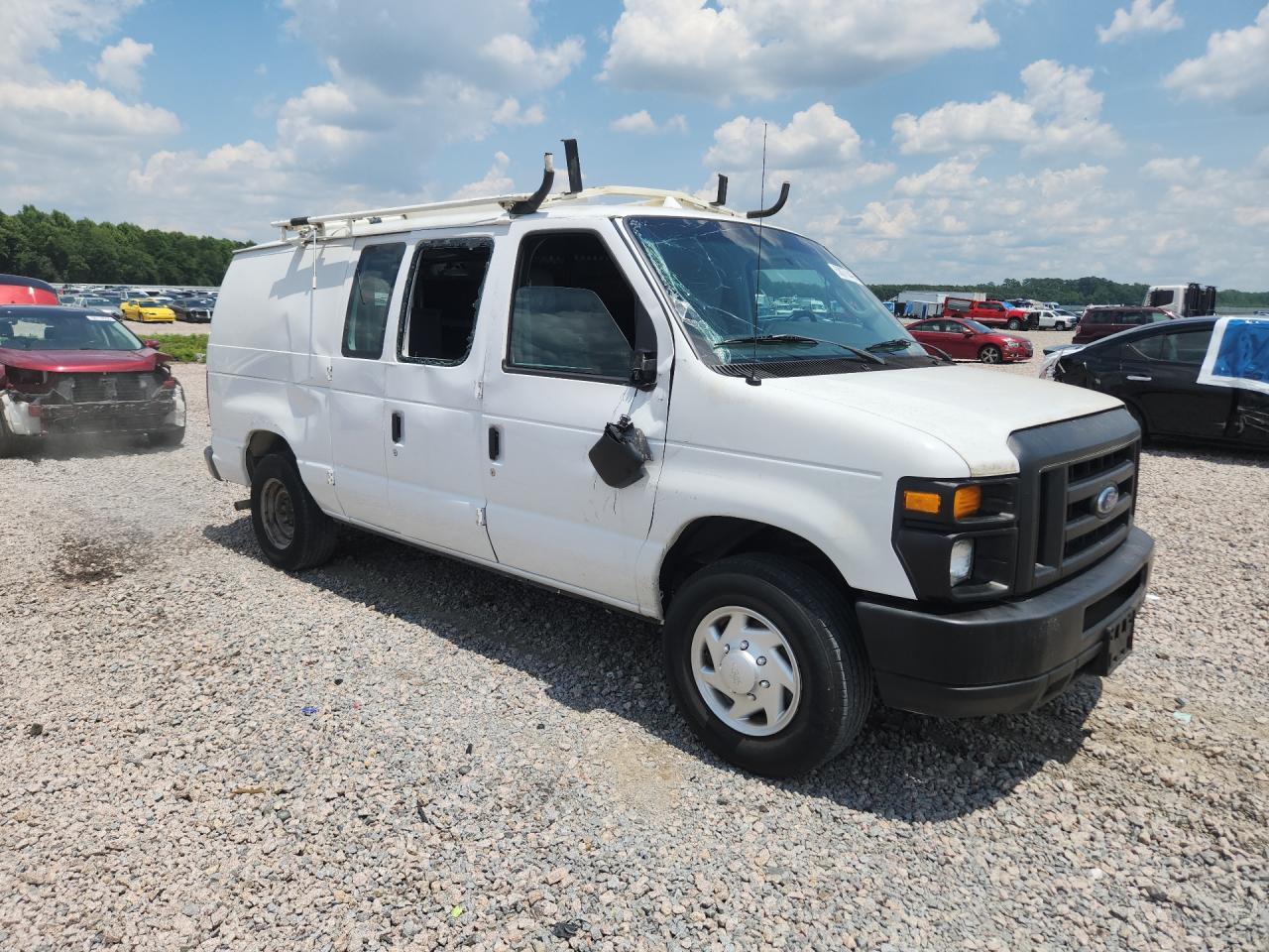 2011 Ford Econoline E150 Van - Фото 4
