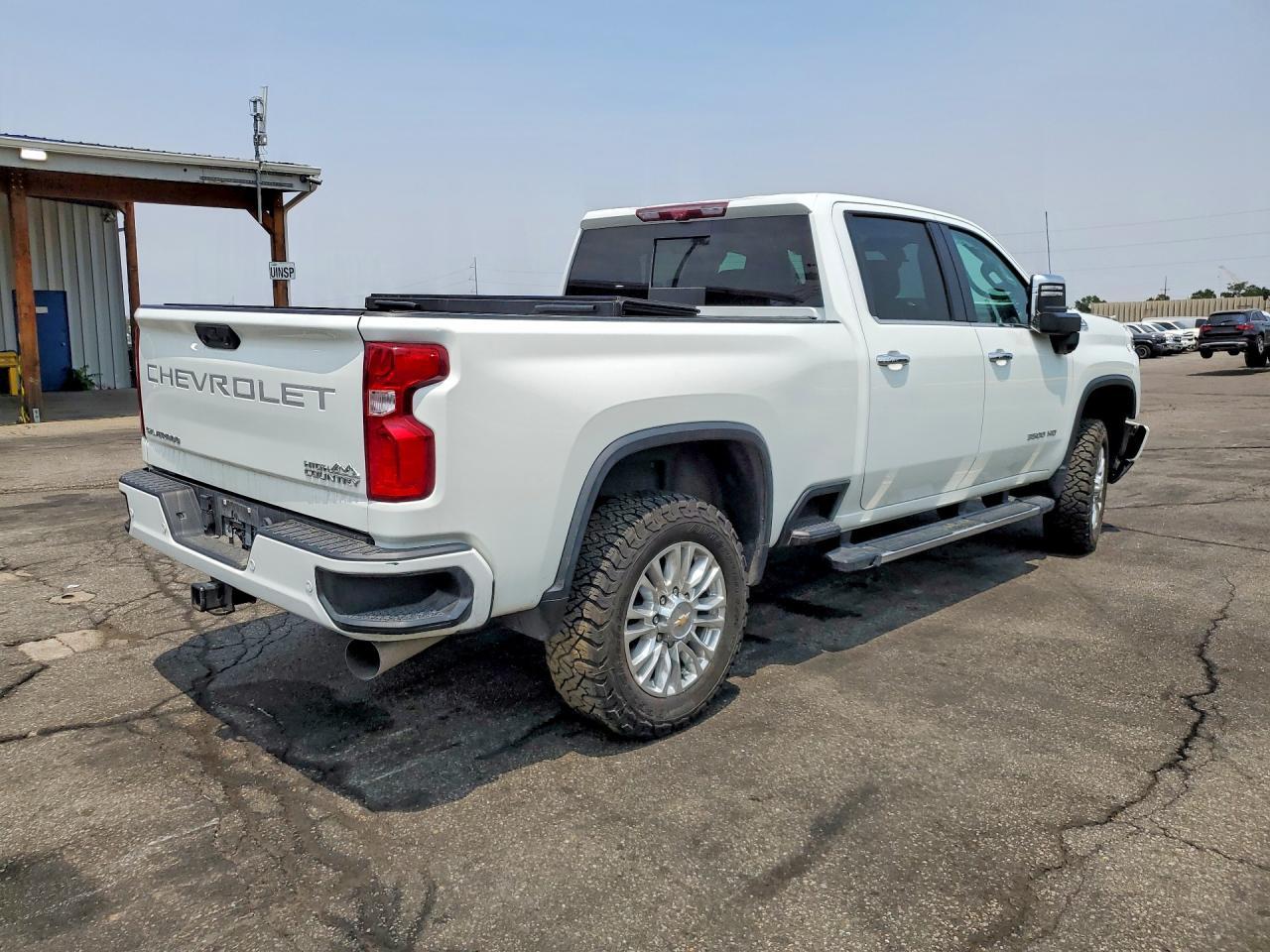 2021 Chevrolet Silverado K3500 High Country - Фото 3