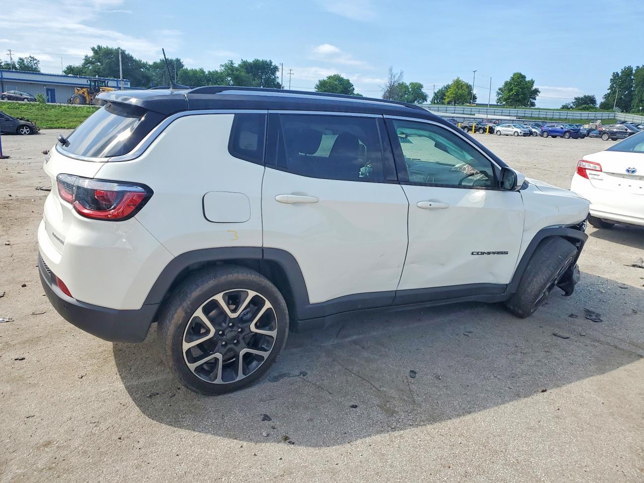 2017 Jeep Compass Limited - Фото 3